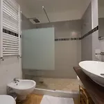 Domus Castroni Germanico B&B 4*