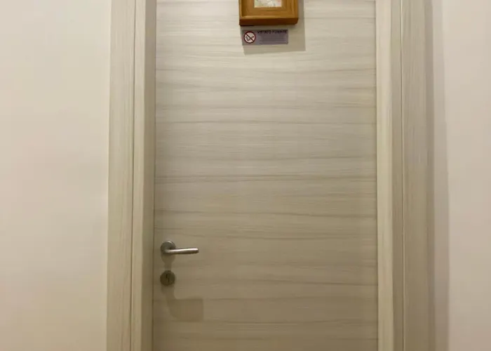 Domus Castroni Germanico Roma