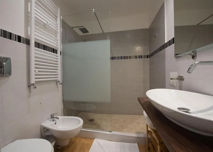 Domus Castroni Germanico B&B 4*